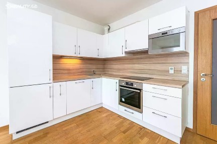 Prodej bytu 2+kk 68 m² Jeremiášova, Praha