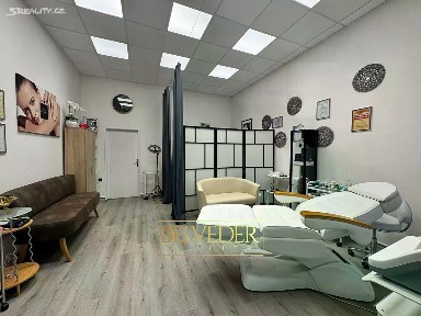 Pronájem obchodního prostoru 50 m² 28. října, Teplice