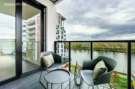 Pronájem bytu 2+kk 60 m² Sanderova, Praha - Holešovice