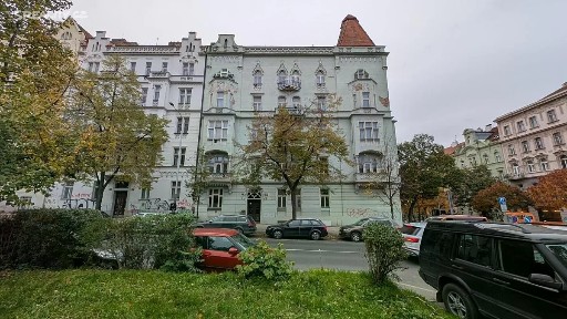 Pronájem bytu 1+1 62 m² Ruská, Praha - Vršovice