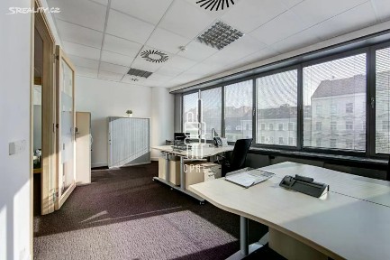 Pronájem kanceláře 366 m² Dělnická, Praha - Holešovice