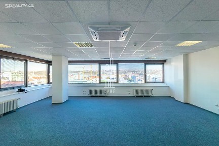 Pronájem kanceláře 239 m² Dělnická, Praha - Holešovice