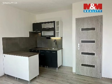 Pronájem bytu 1+1 33 m² Kmochova, Ústí nad Labem - Severní Terasa