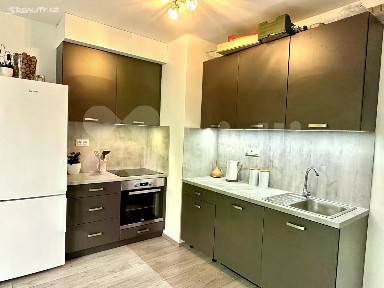 Pronájem bytu 2+kk 60 m² Průběžná, Hradec Králové - Nový Hradec Králové