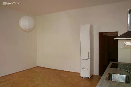 Pronájem bytu 1+kk 38 m² Vackova, Brno - Královo Pole