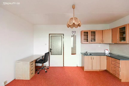 Prodej bytu 1+kk 28 m² Svídnická, Praha - Troja
