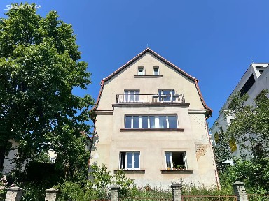 Prodej bytu 2+kk 42 m² Nad vinohradem, Praha - Braník