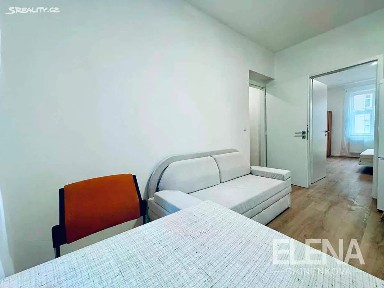 Pronájem bytu 2+kk 40 m² Vítězná, Karlovy Vary - Drahovice