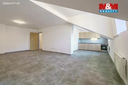 Pronájem bytu 1+1 50 m² Nádražní, Sokolov