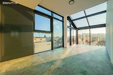 Pronájem kanceláře 139 m² Slovákova, Brno - Veveří