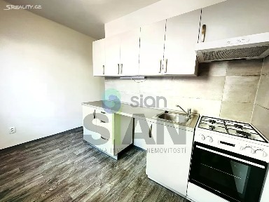 Pronájem bytu 2+1 56 m² Kravařská, Ostrava - Mariánské Hory