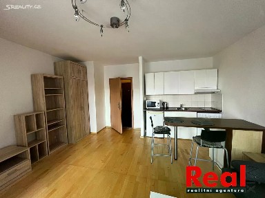 Pronájem bytu 1+kk 34 m² U Pošty, Brno - Starý Lískovec