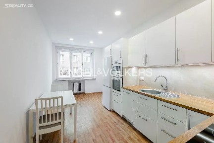 Pronájem bytu 2+kk 51 m² Přemyslovská, Praha - Žižkov