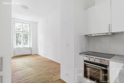 Pronájem bytu 1+kk 31 m² Lumírova, Praha - Nusle