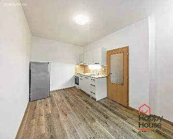 Pronájem bytu 1+1 47 m² Lindnerova, Praha - Libeň