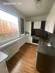 Pronájem bytu 2+1 62 m² Kmochova, Ústí nad Labem - Severní Terasa