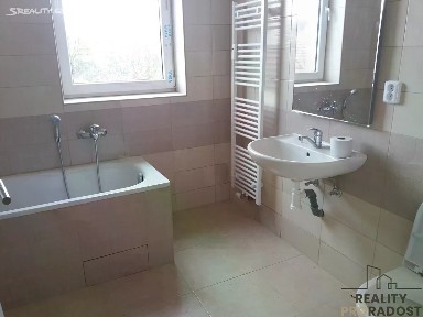 Pronájem bytu 3+kk 71 m² Náměstí, Ledenice