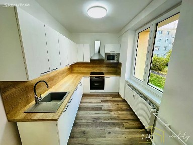 Prodej bytu 2+1 56 m² Buzulucká, Teplice - Řetenice