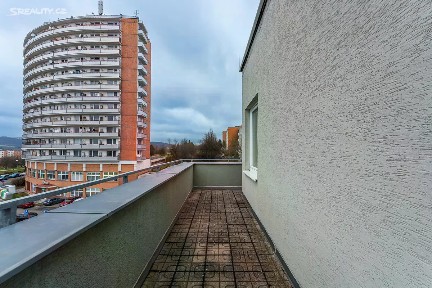 Pronájem bytu 3+kk 65 m² Na Honech I, Zlín