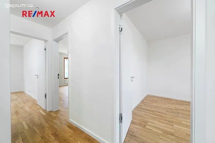 Prodej bytu 3+kk 73 m² Maroldova, Praha - Nusle