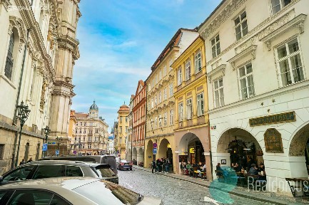 Prodej bytu atypický 270 m² Malostranské náměstí, Praha - Malá Strana