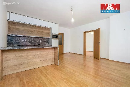 Prodej bytu 2+kk 47 m² Na lávce, Praha - Záběhlice