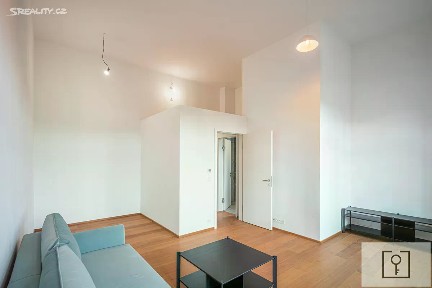 Prodej bytu 1+kk 44 m² Bartoškova, Praha - Nusle