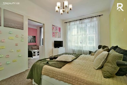 Pronájem bytu 3+kk 80 m² Baranova, Praha - Žižkov