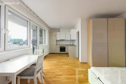 Pronájem bytu 1+kk 42 m² Pod stolovou horou, Praha - Jinonice