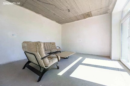 Prodej bytu 6 pokojů a více 146 m² Rudná