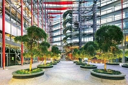 Pronájem kanceláře 1552 m² Karolinská, Praha - Karlín