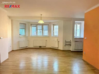 Pronájem bytu 3+1 90 m² Velká, Ostrava - Moravská Ostrava
