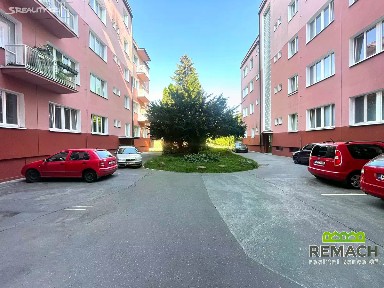 Pronájem bytu 2+kk 55 m² Lorencova, Zlín