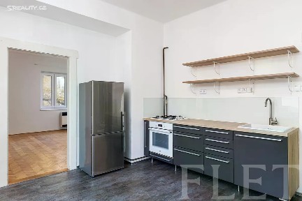 Prodej bytu 2+kk 47 m² Zdaru, Praha - Nusle
