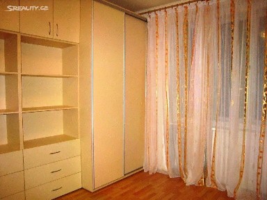 Pronájem bytu 1+kk 31 m² Baranova, Praha - Žižkov