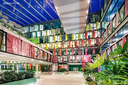 Pronájem obchodního prostoru 207 m² Karolinská, Praha - Karlín