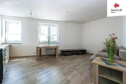 Prodej bytu 2+kk 41 m² Břežany II