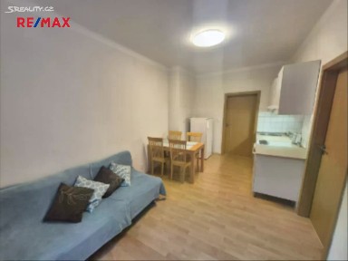 Prodej bytu 2+kk 50 m² Radhošťská, Praha - Žižkov