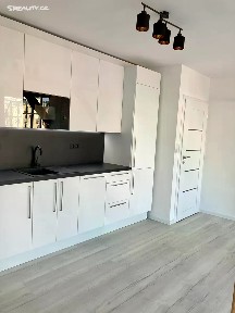 Pronájem bytu 2+kk 47 m² Vrchlického, Praha - Košíře