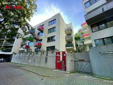 Pronájem bytu 2+kk 70 m² U michelského mlýna, Praha - Michle