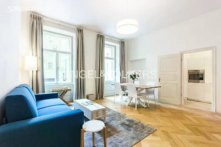 Pronájem bytu 1+1 43 m² Bolzanova, Praha - Nové Město