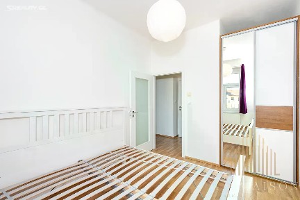 Pronájem bytu 2+kk 39 m² Novovysočanská, Praha - Vysočany