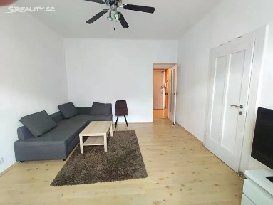 Pronájem bytu 2+1 67 m² 5. května, Praha - Nusle