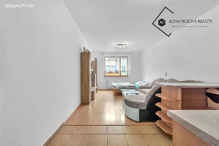 Pronájem bytu 1+kk 36 m² Jana Palacha, Pardubice - Zelené Předměstí