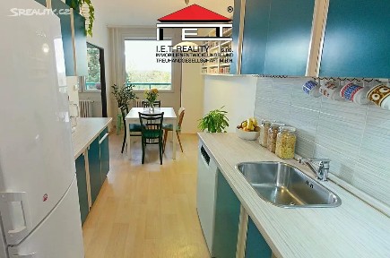 Prodej bytu 3+1 71 m² Zdiměřická, Praha - Chodov