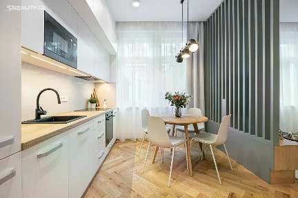 Pronájem bytu 1+kk 43 m² Sovova, Praha - Karlín