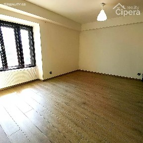 Pronájem bytu 1+1 32 m² Praha - Dubeč