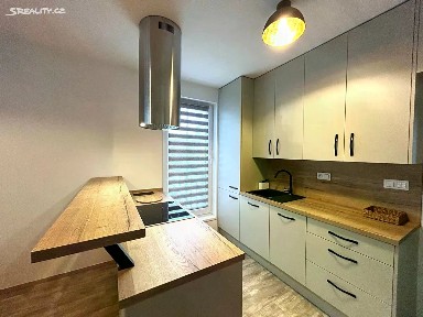 Pronájem bytu 2+kk 55 m² Otrokovice
