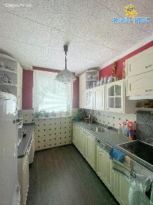 Pronájem bytu 3+1 75 m² Pod dálnicí, Praha - Michle