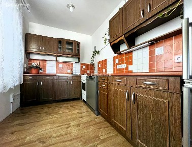 Prodej bytu 3+1 69 m² Na Dolíkách, Slaný